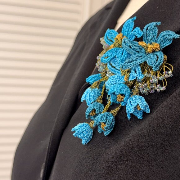 Collectable Traditional Turkish Brooch Oya Blue Needle Lace & Beading - Picture 7 of 8